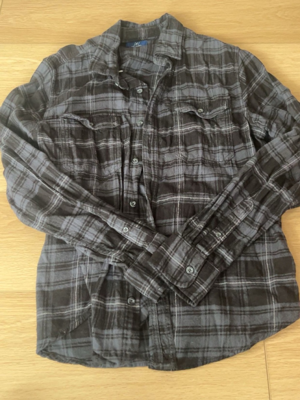 Plaid Button-Up Shirt in Navy and Black